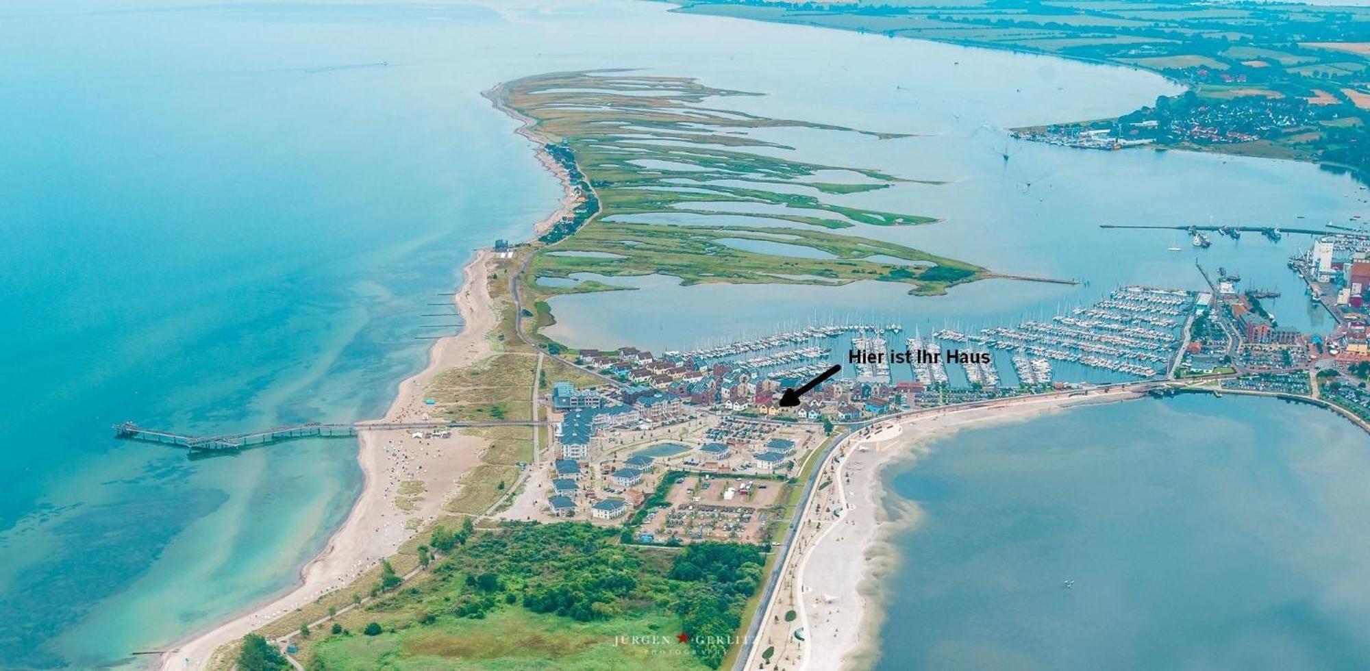 Ostsee - Reetdachhaus Nr 7 "Haddock" Im Strand Resort Heiligenhafen Eksteriør billede